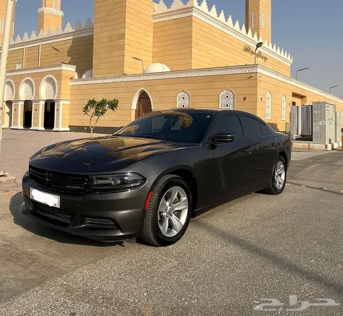 للبيع دوج تشارجر V6 0