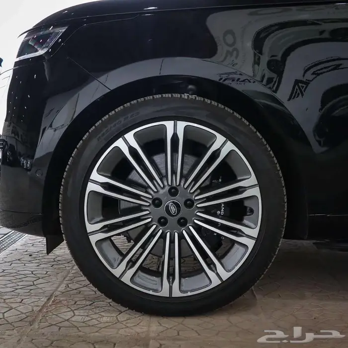 رنجروفر P530 أوتوبيقرافي موديل 2024 3