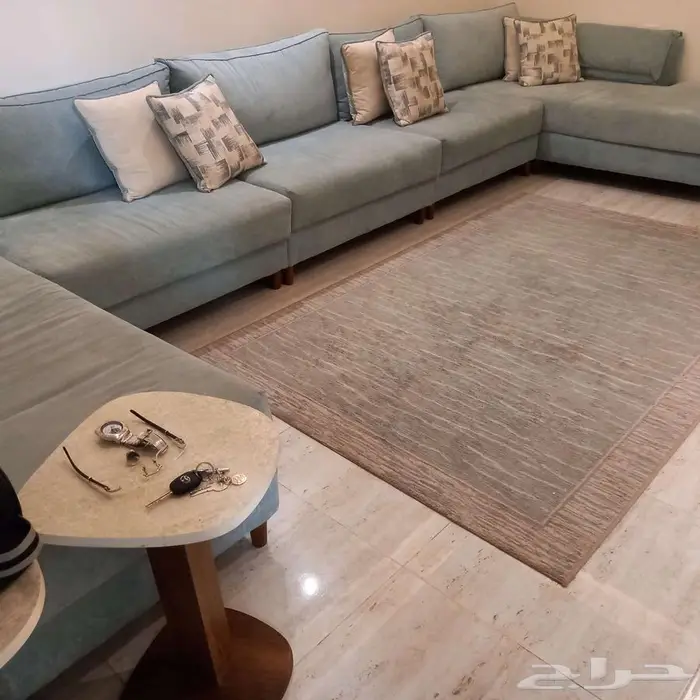 صاله جديده حرف uللبيع 0