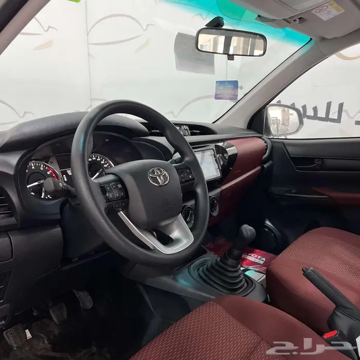 هايلوكس GLX غمارة م2.7 بدون دبل بنزين قير عادي 2025 6