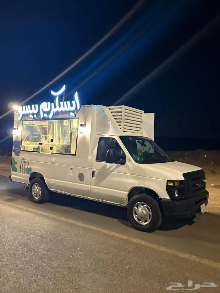 سيارة آيسكريم فان فوردe350 2