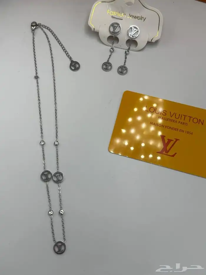 اكسسوارات ماركات درجه اولى مع جميع ملحقاته 58