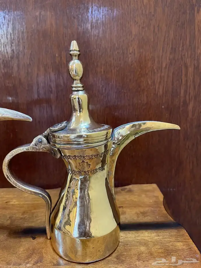دلال قريشيات قديمة واصلية ونظيفه 2