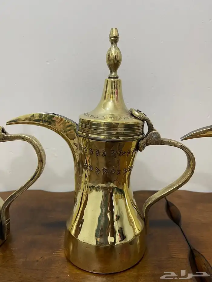 دلال قريشيات قديمة واصلية ونظيفه جدا 5