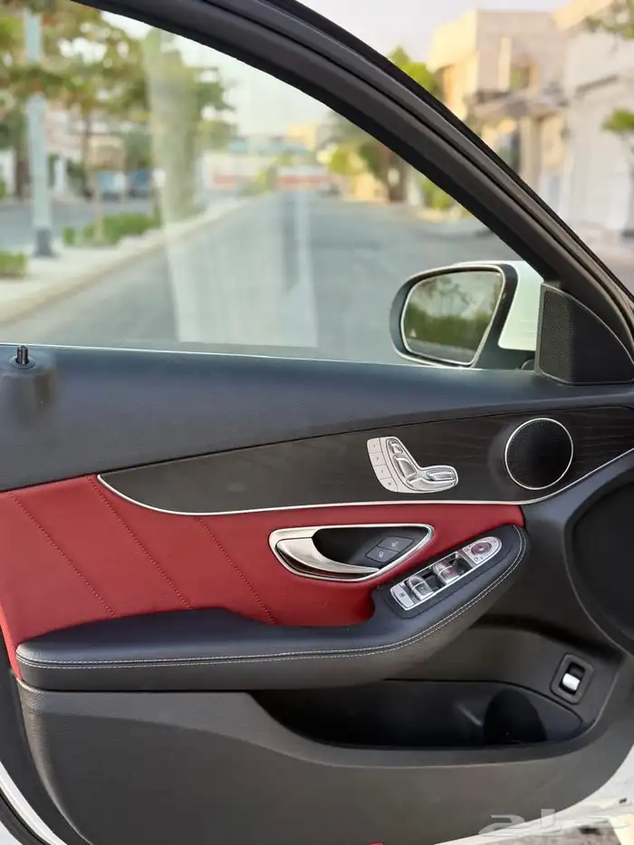 مرسيدس C200 Kit-AMG 2019 مواصفات عالية - نظيفه جدا 4