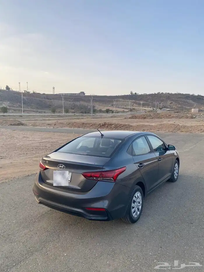 اكسنت 2020 شبه جديده العداد 63 الف فقط 4