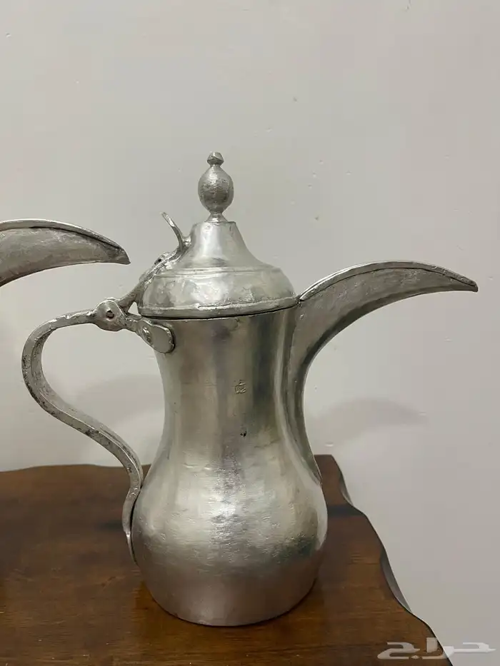 دلال بغدادية قديمة واصلية ونظيفه 1
