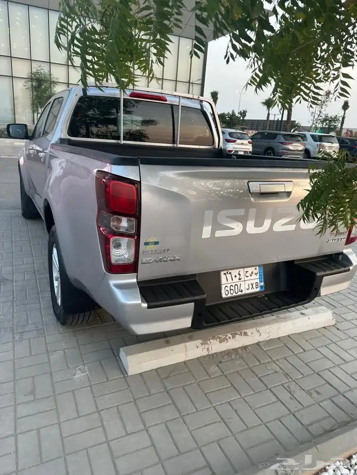 ايسوزو ديماكس 2022 4