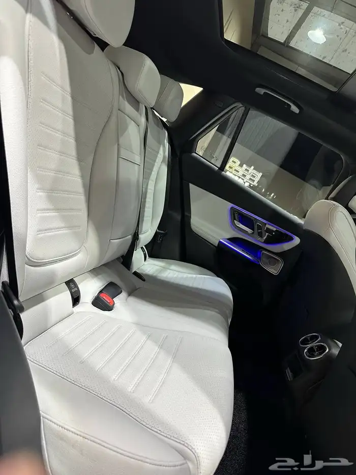 مرسيدس GLC300 2023 AMG . رصد الفخامة 34