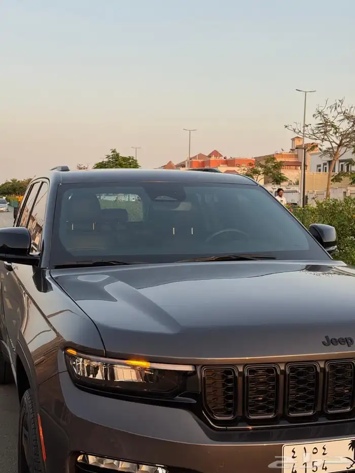 جيب جراند شيروكي 2023 قمه النظافه 3