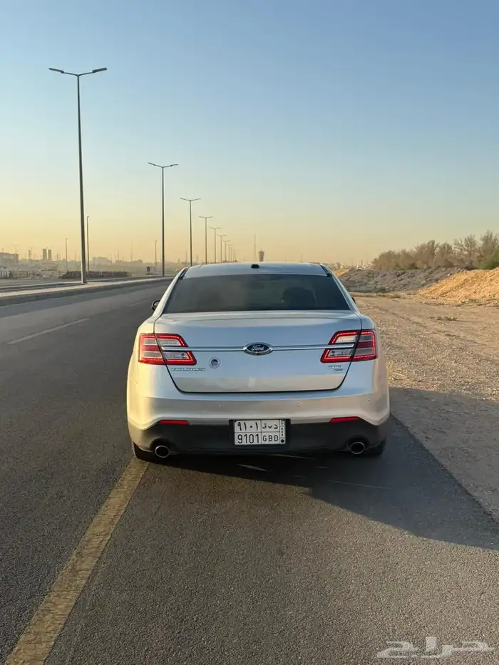 فورد تورس 2015 للبيع 2