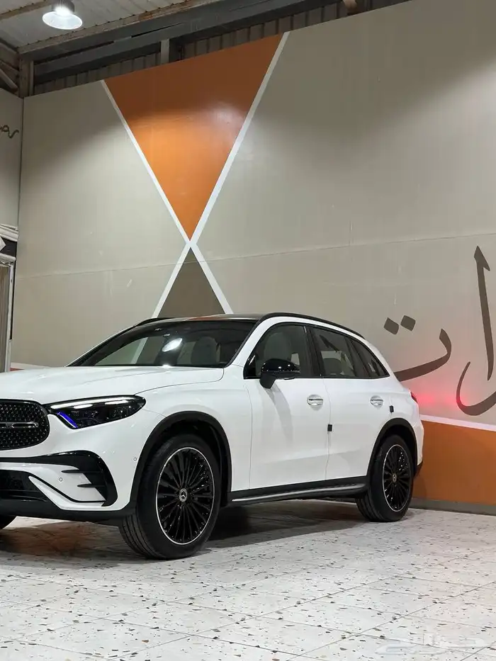 مرسيدس GLC300 2023 AMG . رصد الفخامة 5