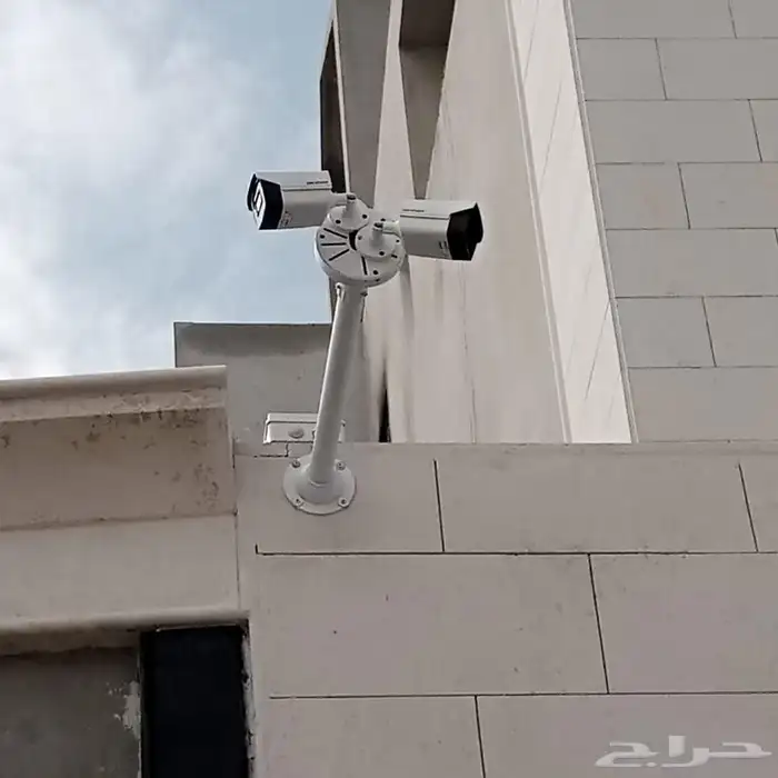 كاميرات مراقبة 21