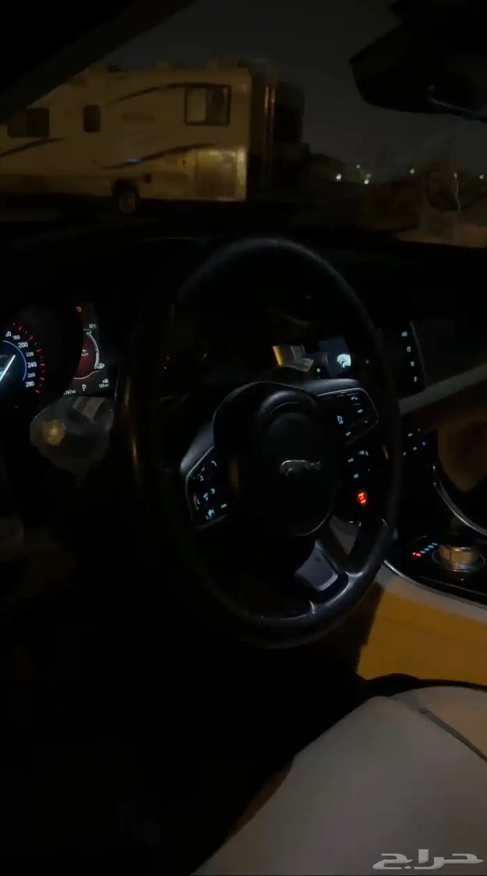 جاكوار xf 2016 9