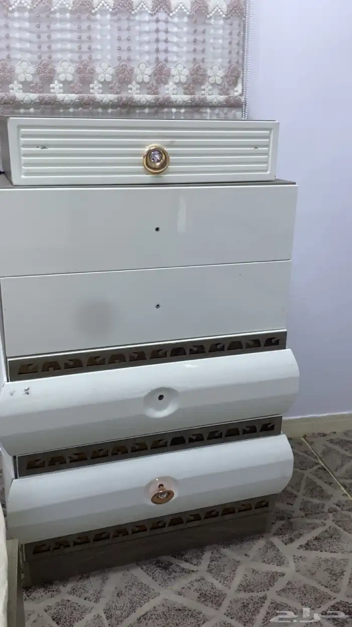 اثاث 0
