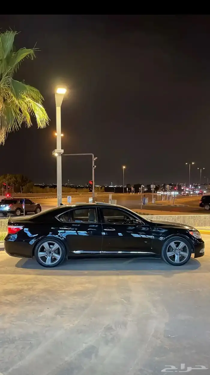 لكزس موديل 2008 1