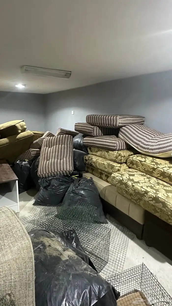 اثاث كنبات مجلس للبيع جديده وقديمه مجموعة للبيع 8