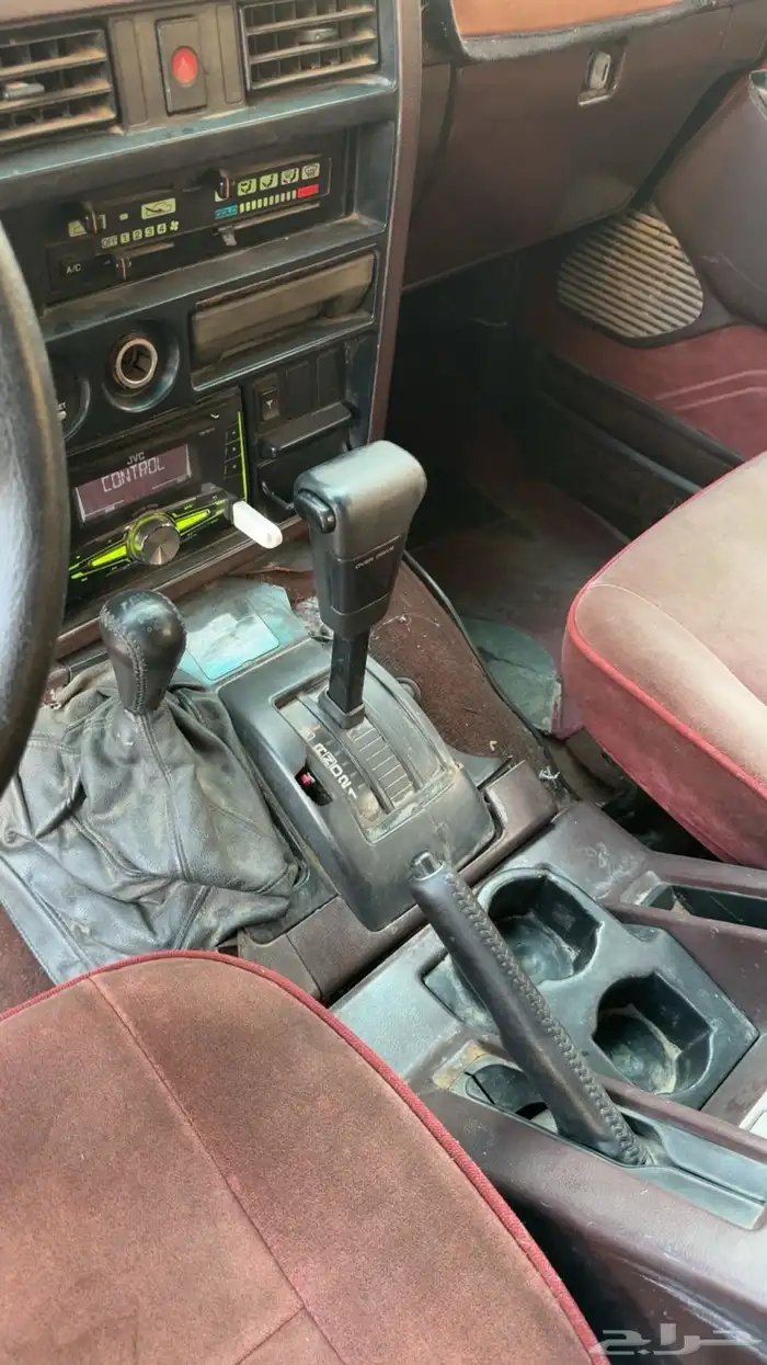 نيسان سفاري موديل 1993 19