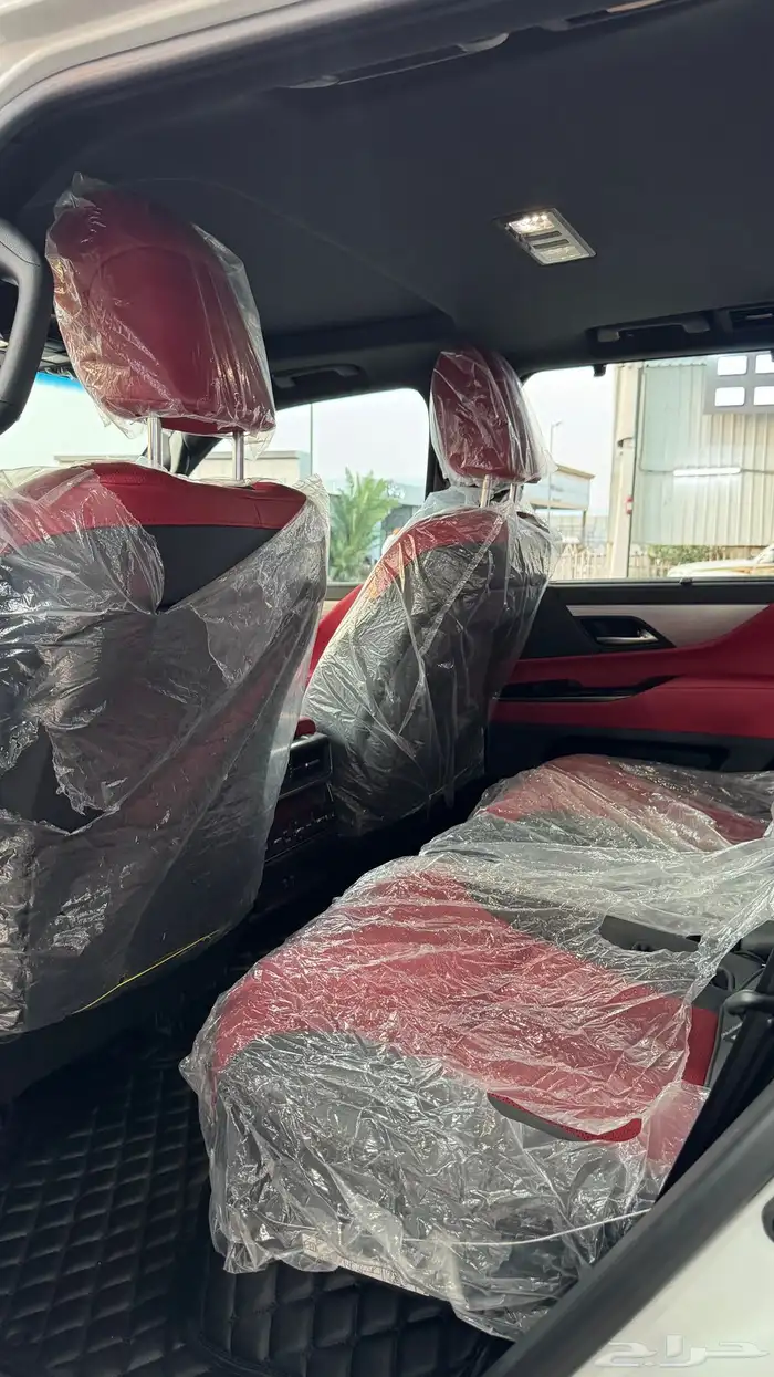 لكزس 2024 LX600 فئة اف سبورت بريمي ماشي 13 الف اخو الاصفار 4