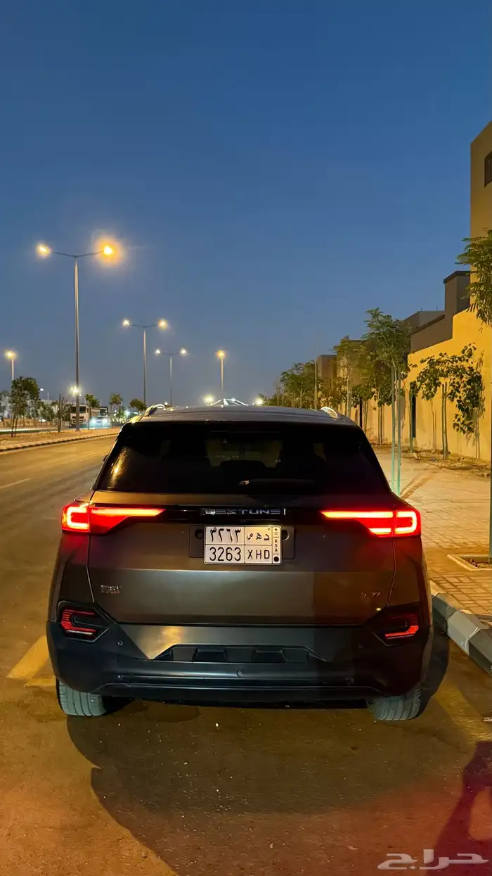 للبيع جيب صيني فاو T77 28