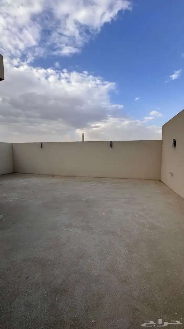للبيع روف علوى مع ملحق 8 غرف على برحه مسجد من 670 الف 29