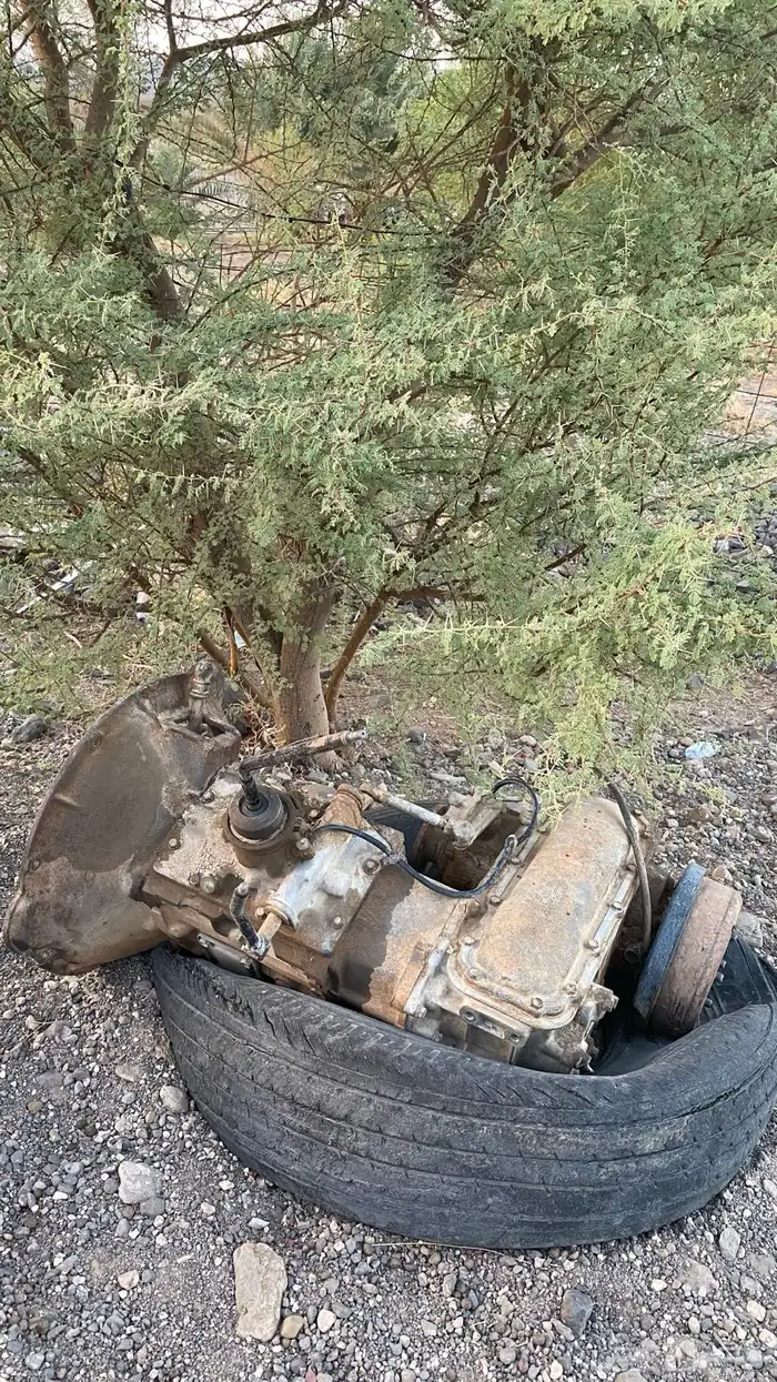 قيرجيب نيسان موديل 85 خمس نقل شرط 0