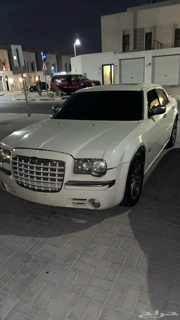 كرايسلر V8 5.7 Limited c300 5