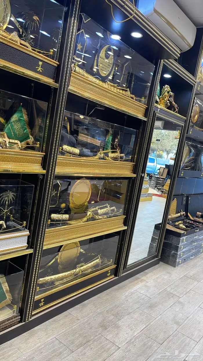 هدايا زواج بشت سيف درع تخرج ترقية تقاعد 3