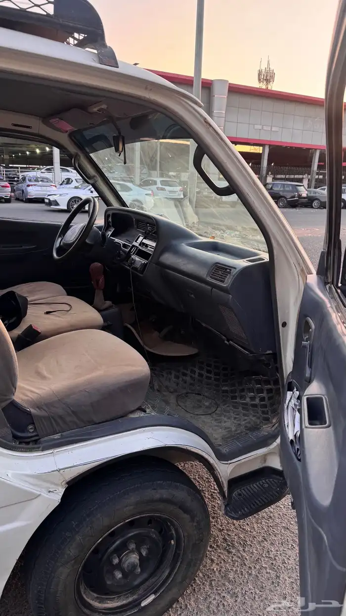 باص تايوتا 2