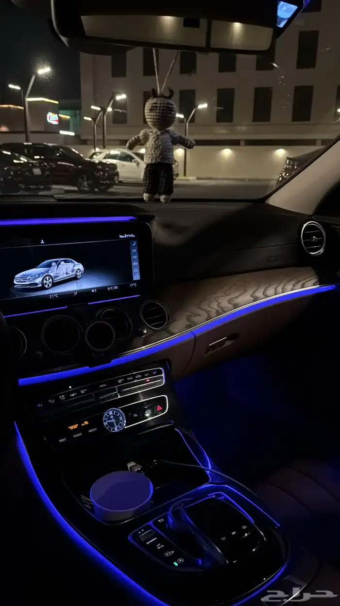 مرسيدس E300 اعلى فئه 2020 23
