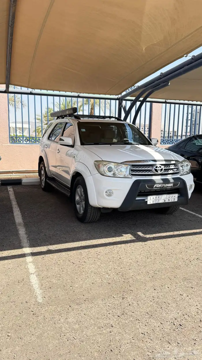 فورتشنر 2011 VX قير عادي 6 سرندل 0