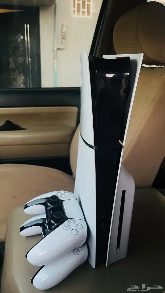 سوني فايف سلم معه يدتين و فيفا و قراند 0
