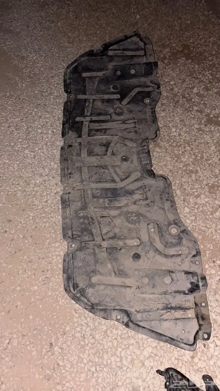 شمعه كامري يسار وبطانه 2025 6