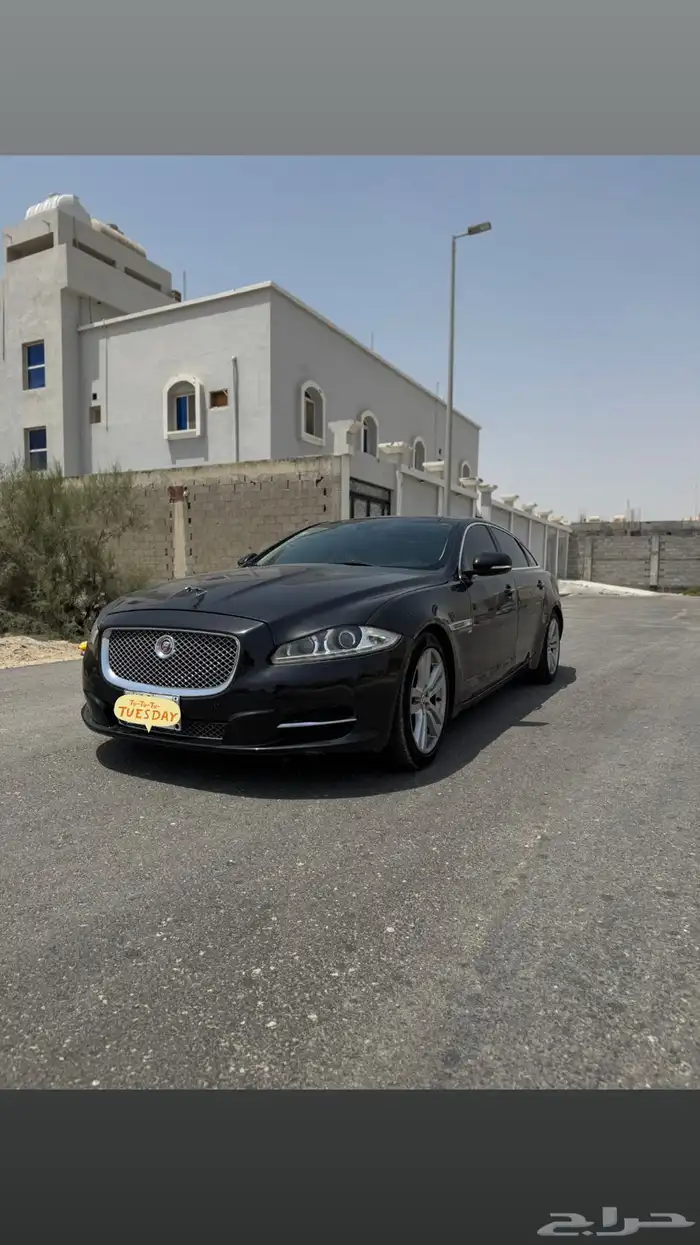 للبيع او البدل جاكوار xj2015 0