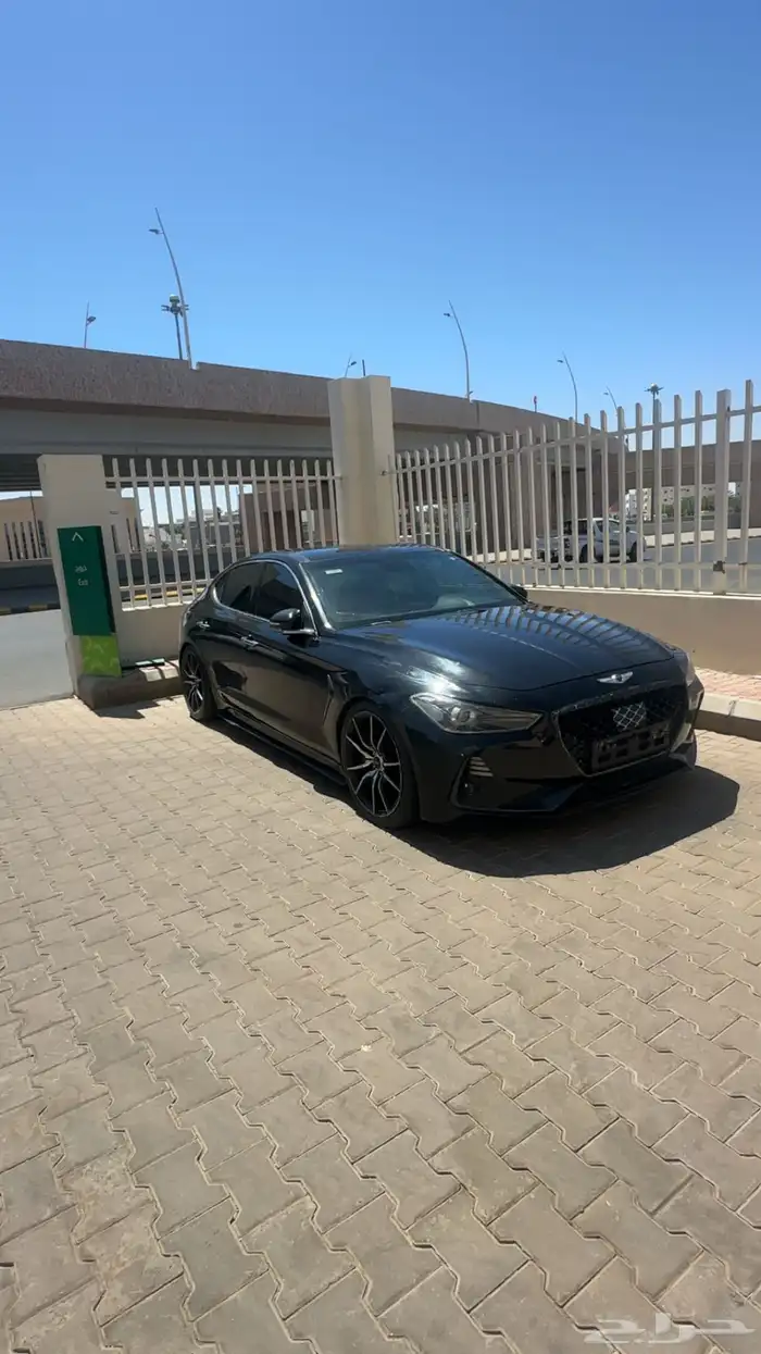 جنسس g70 0