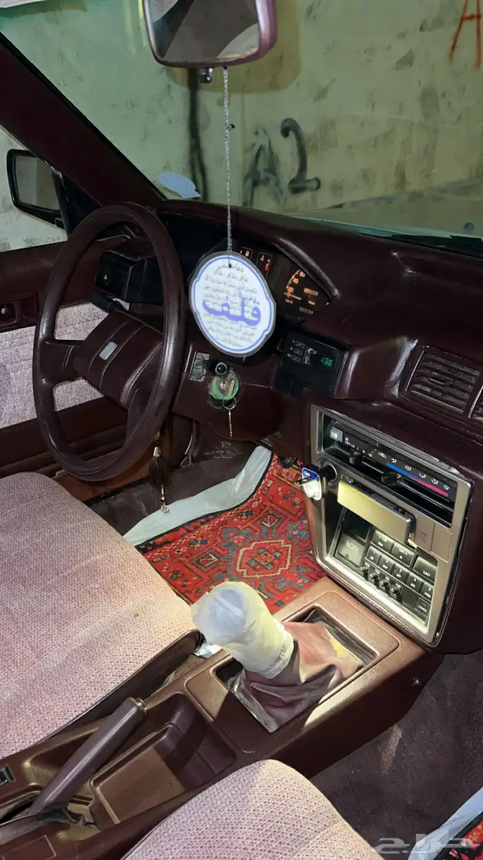 كرسيدا 1988 نظيفه ممشى 261 الف لاهل الصنف 17