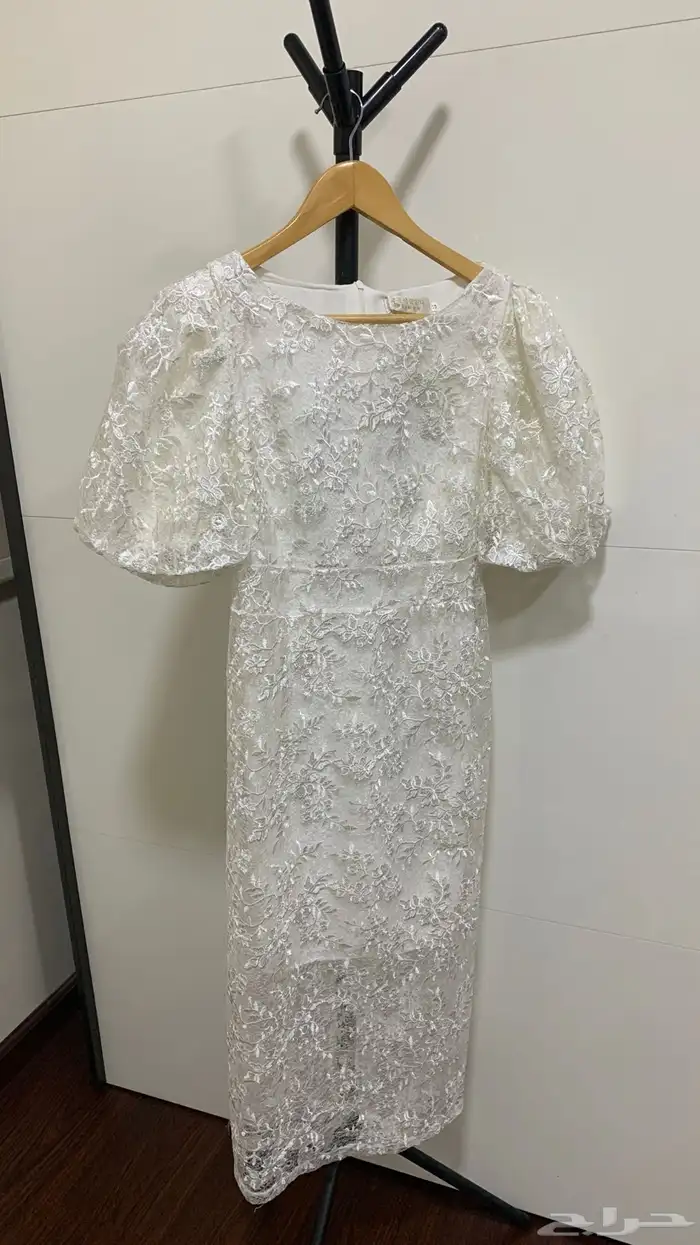 مجموعة فساتين 0