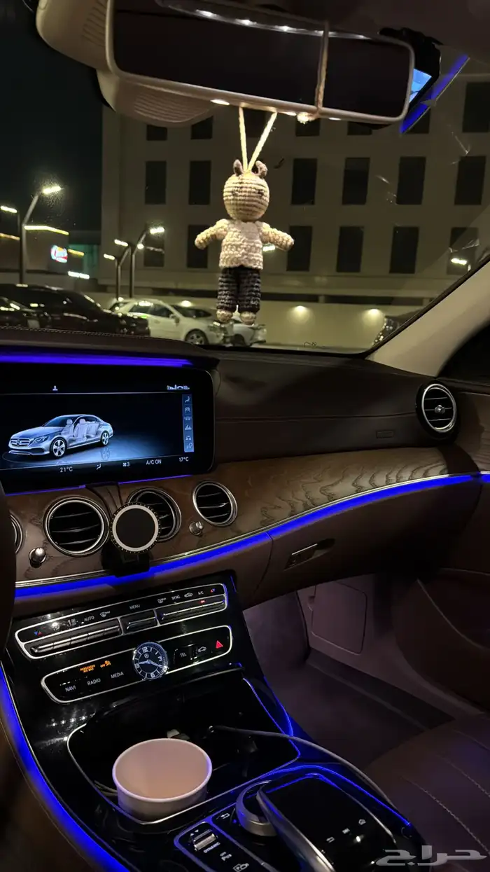 مرسيدس E300 اعلى فئه 2020 13
