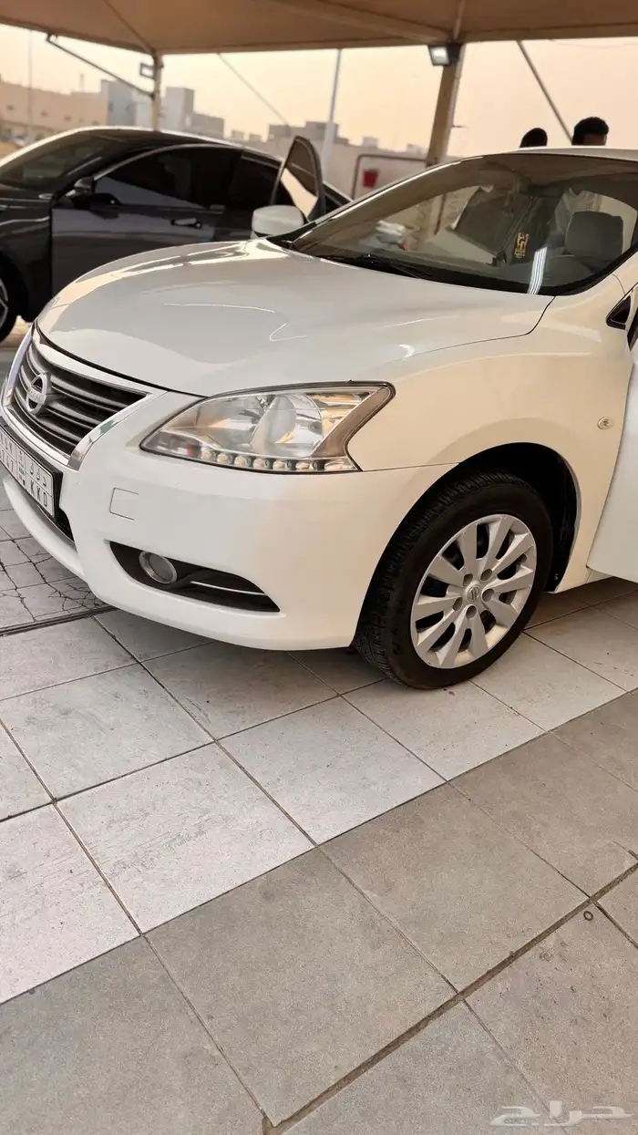 نيسان سنترا 1