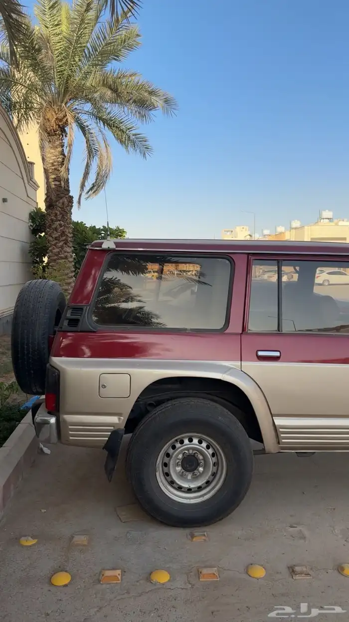 نيسان سفاري موديل 1993 11