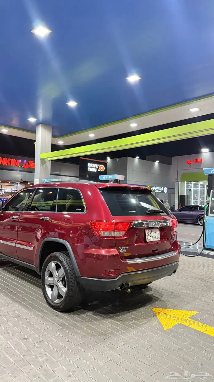 Jeep Grand cherokee 2013 Overlandجراند شيروكي اوفر لاند 3