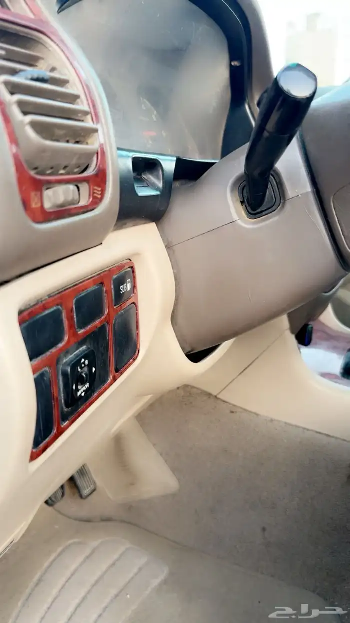 لاندكروزر 2002 GXR قير عايدي منوه المستخدم 1