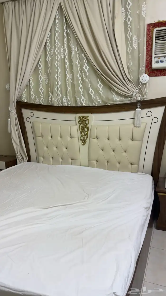 غرفه نوم ومطبخ شبه جديده استخدام فتره قليله جدا  السعر 3000 3