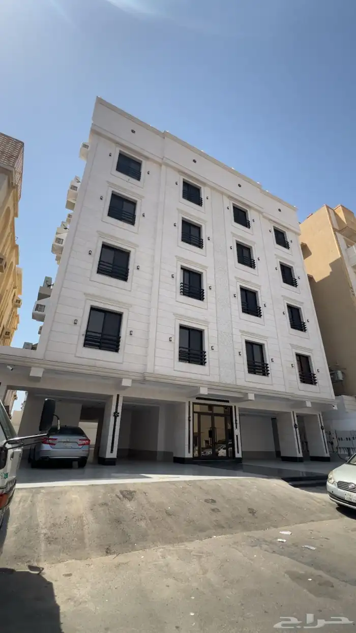 عمارة للبيع حي البوادي جديدة 1