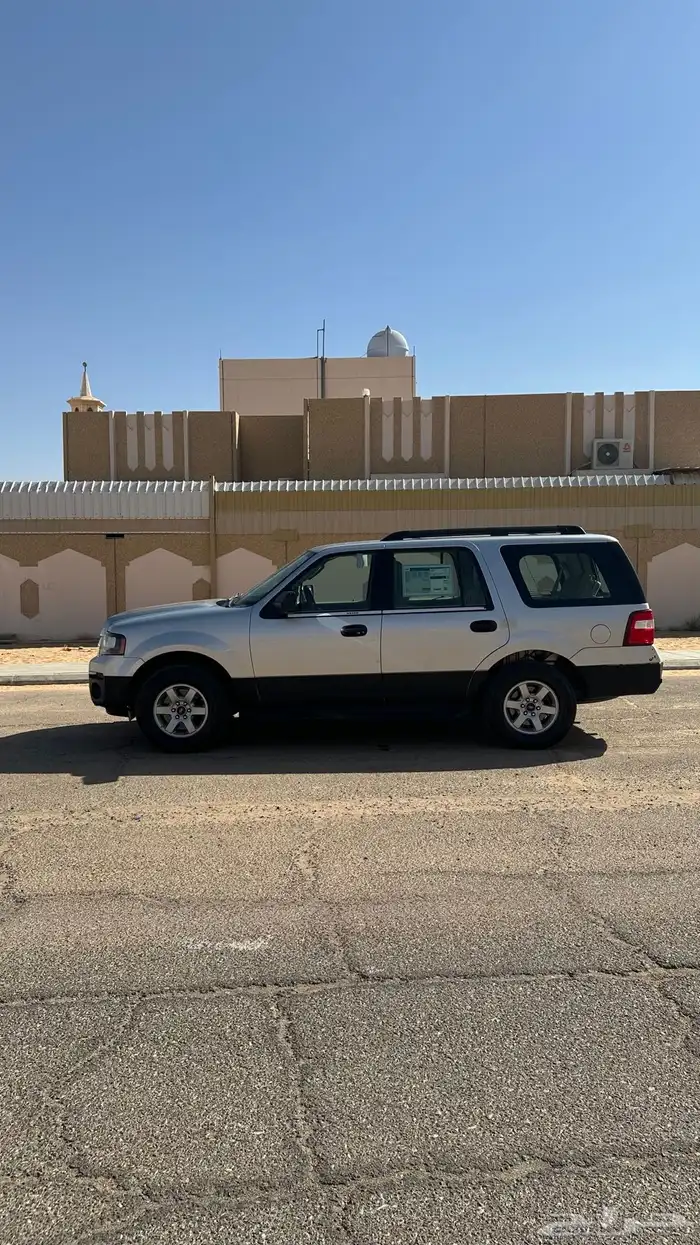 فورد اكسبدشن ستاندر ايكو بوست 5