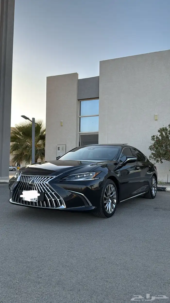 لكزس ES350 موديل 2024 فل اعلى فئه DD شبة جديدة 3