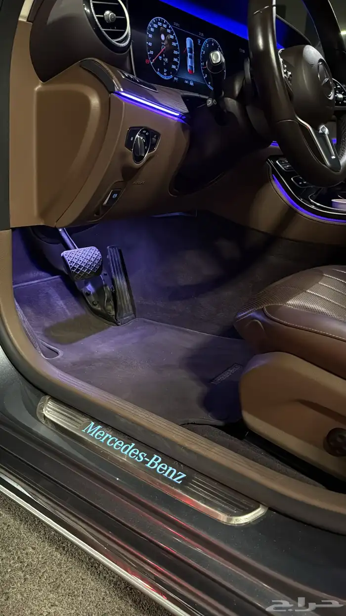 مرسيدس E300 اعلى فئه 2020 18