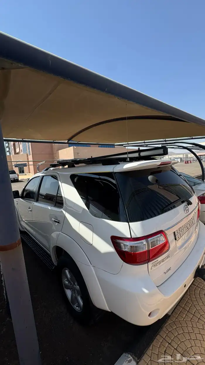 فورتشنر 2011 VX قير عادي 6 سرندل 2