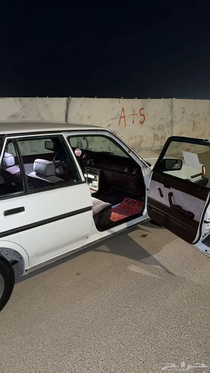 كرسيدا 1988 نظيفه ممشى 261 الف لاهل الصنف 14