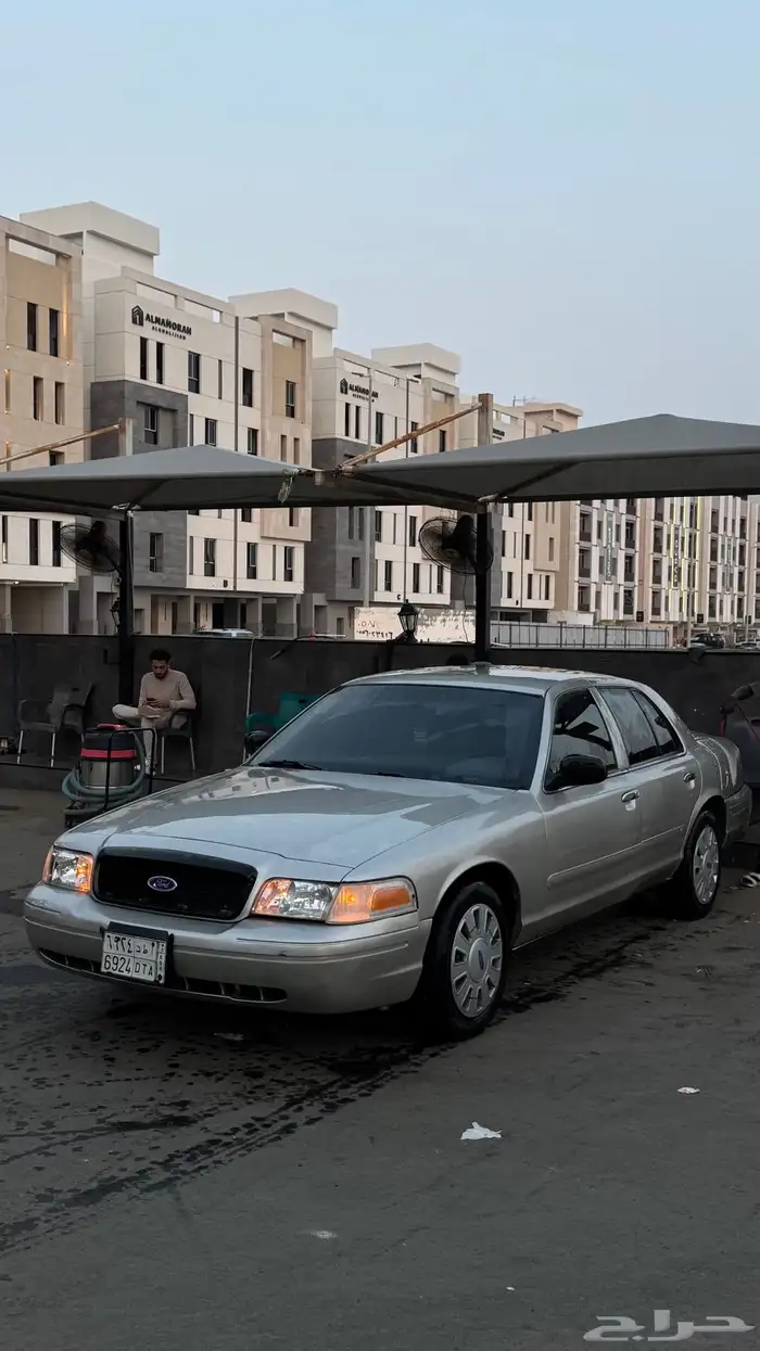 فورد فكتوريا 2006 10